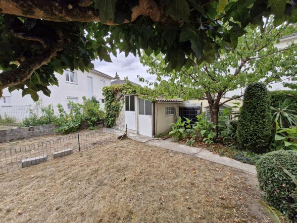 MAISON 3 CHAMBRES - GARAGE - TERRAIN