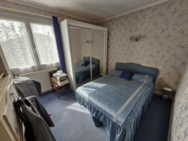 MAISON 3 CHAMBRES - GARAGE - TERRAIN