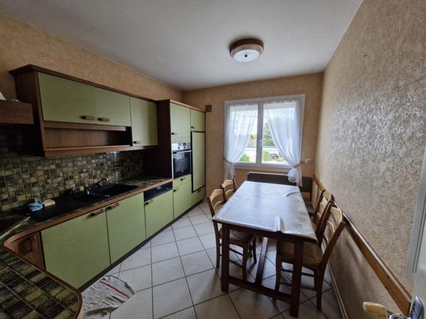 MAISON 3 CHAMBRES - GARAGE - TERRAIN