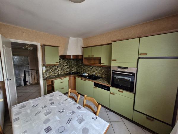 MAISON 3 CHAMBRES - GARAGE - TERRAIN