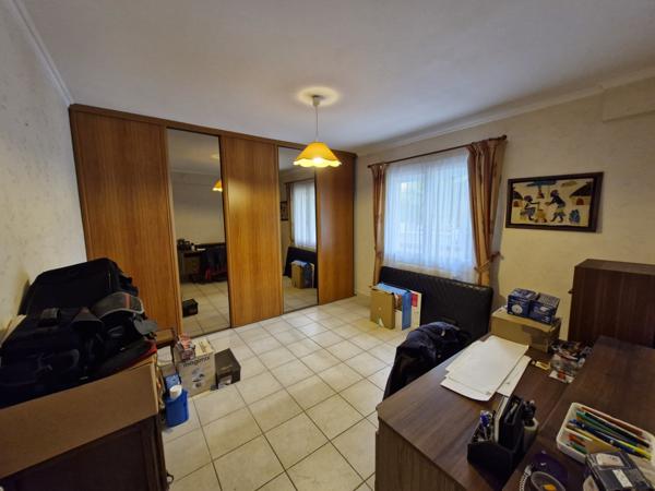 MAISON 3 CHAMBRES - GARAGE - TERRAIN