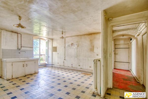 Versailles Notre-Dame Parc Appartement 4 pièces en duplex de 116m² avec petite terrasse €790 000 ** - Référence 27249