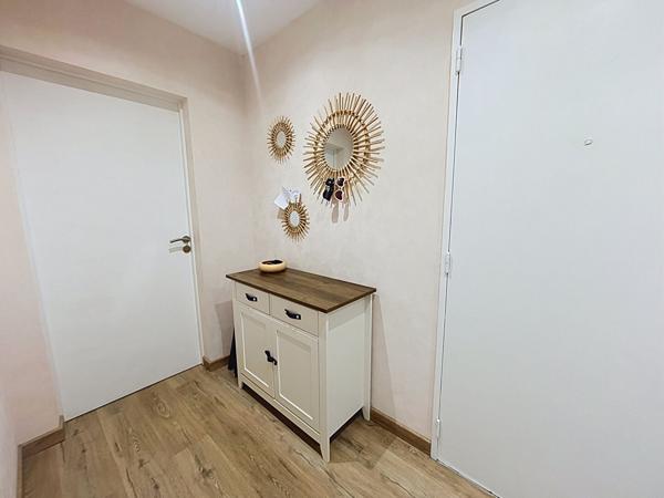 Appartement Longeville Les Metz 5 pièce(s) 89m2 - 3 chambres - balcon - cave - stationnement