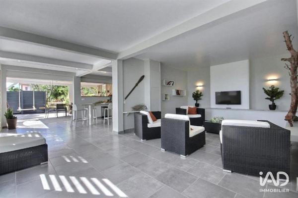 Maison à vendre 8 pièces 277 m² La Celle-sous-Gouzon