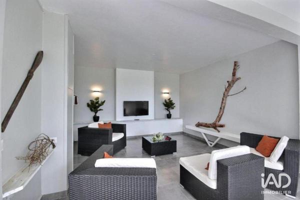 Maison à vendre 8 pièces 277 m² La Celle-sous-Gouzon