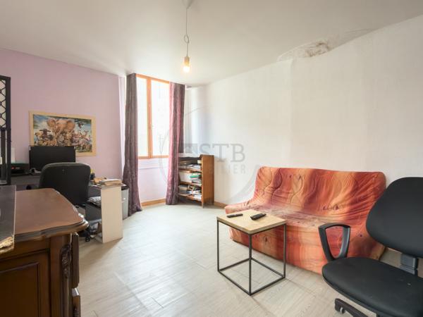 Maison de village avec cour et climatisation au Pouzin