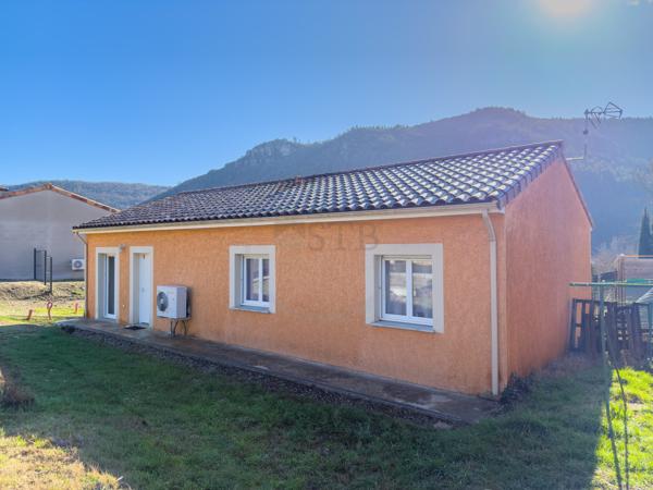 Maison de plain-pied récente avec jardin à Saint-Julien-Saint-Alban