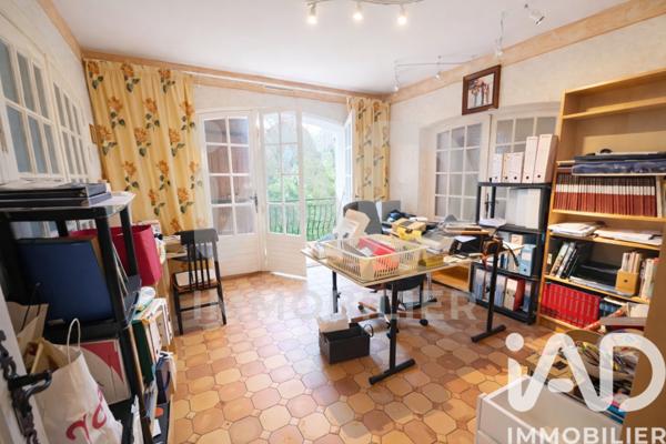 Maison à vendre 12 pièces 350 m² Marseille 11