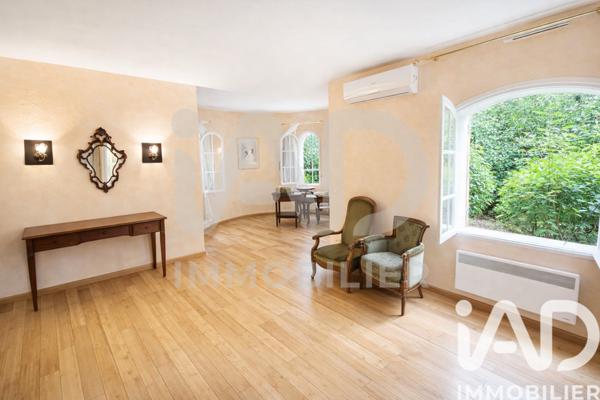 Maison à vendre 12 pièces 350 m² Marseille 11