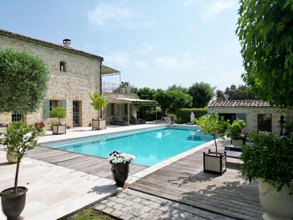 Vente Maison de luxe Uzès 11 Pièces 373 m²