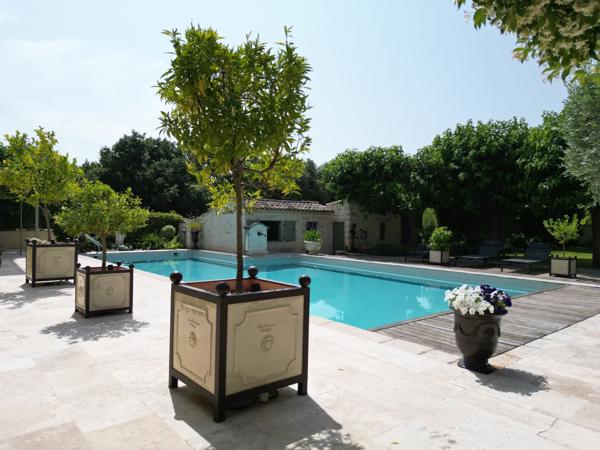Vente Maison de luxe Uzès 11 Pièces 373 m²