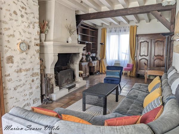 Maison de 164 m², 6/7 Chambres- Garage- Chaumes-en-Brie centre.