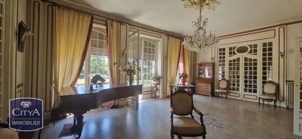 Maison à vendre 13 pièces 320m² Pamiers (09100)