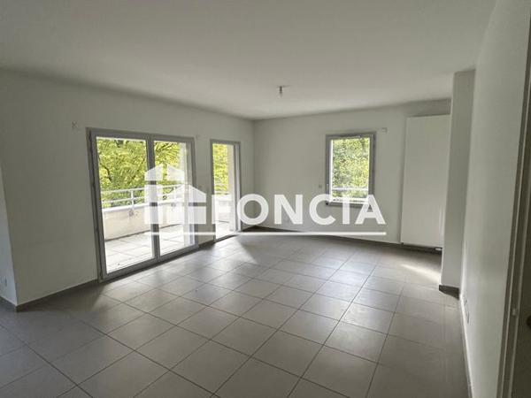 Location Appartement 5 pièces 108.03 m² - 685 RUE DES COMBES Chambery 73000