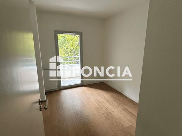 Location Appartement 5 pièces 108.03 m² - 685 RUE DES COMBES Chambery 73000