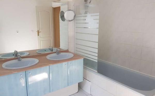 Maison à louer    4 pièces •  La Houssaye-en-Brie