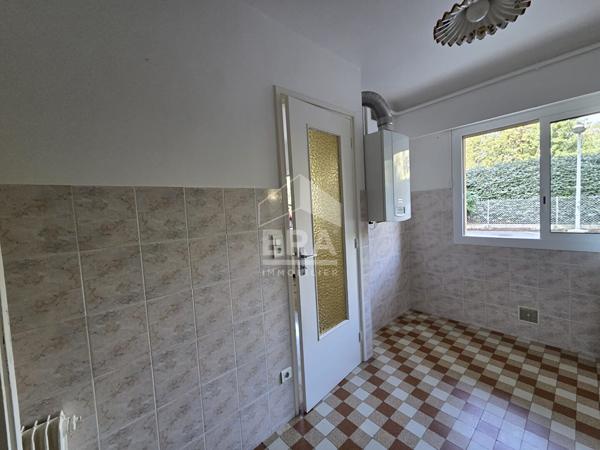 À SAISIR ! Antibes proche La Fontonne F1 de 32 m² à fort potentiel !