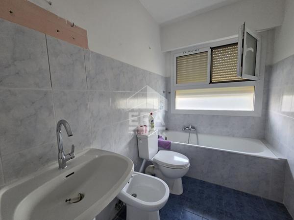 À SAISIR ! Antibes proche La Fontonne F1 de 32 m² à fort potentiel !