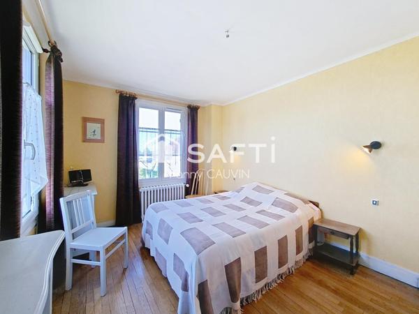 4 à 5 chambres au cœur d'un quartier familial.