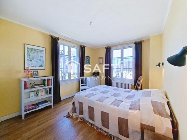 4 à 5 chambres au cœur d'un quartier familial.