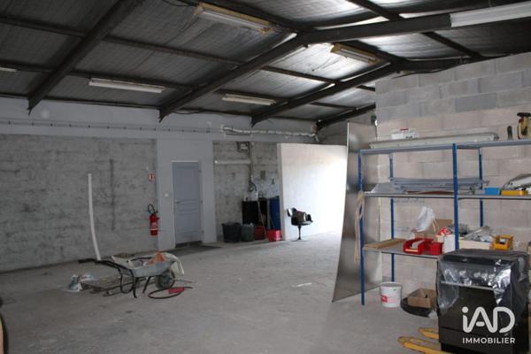 Location local d’activité 246 m² Saint-Jean-de-Védas