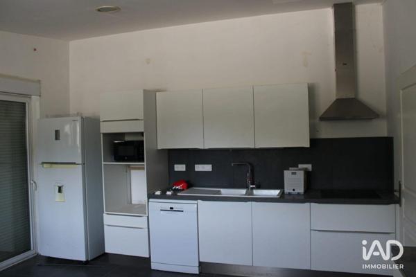 Location local d’activité 246 m² Saint-Jean-de-Védas