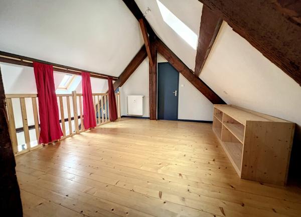 Appartement à vendre    3 pièces • 70 m2 Saint-Flour