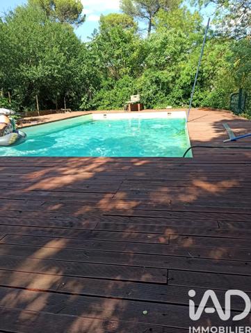 Maison à vendre 5 pièces 145 m² Nîmes-Saint-Césaire