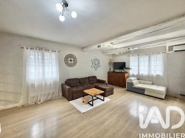 Maison à vendre 5 pièces 145 m² Nîmes-Saint-Césaire