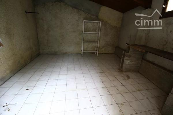 VENDU une maison de 104m² avec un jardin, une terrasse et un garage.