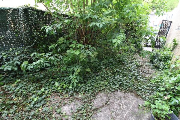 VENDU une maison de 104m² avec un jardin, une terrasse et un garage.