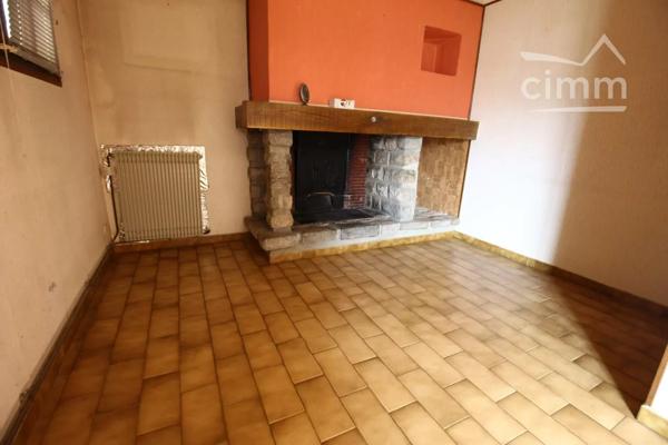 VENDU une maison de 104m² avec un jardin, une terrasse et un garage.