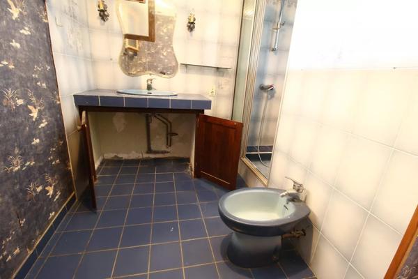 VENDU une maison de 104m² avec un jardin, une terrasse et un garage.