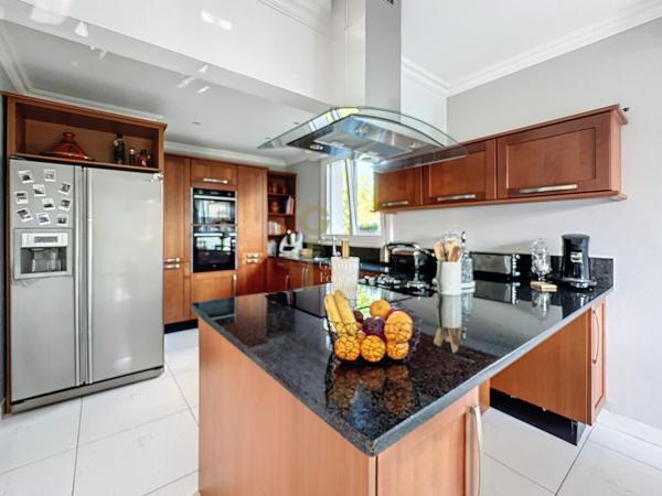 Maison d’exception 7 pièces - 212 m² habitables - Parcelle de 1 700 m²