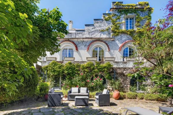 Maison Suresnes - RAGUIDELLES