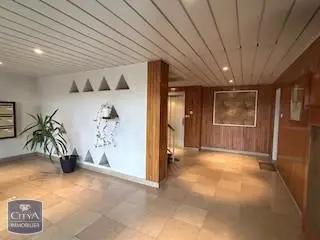 Appartement à louer 4 pièces 76.53m²