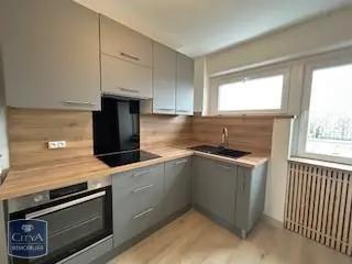 Appartement à louer 4 pièces 76.53m²