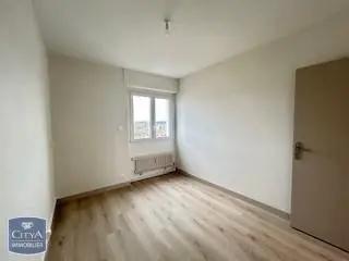 Appartement à louer 4 pièces 76.53m²