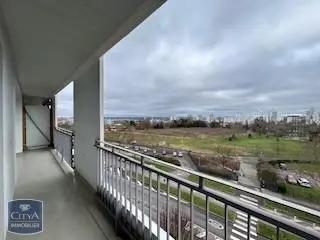 Appartement à louer 4 pièces 76.53m²