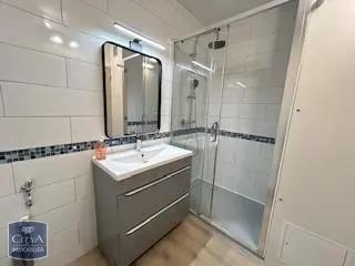 Appartement à louer 4 pièces 76.53m²