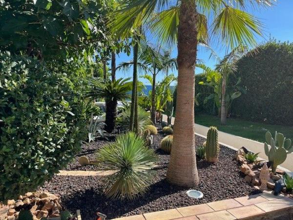 Duplex pieds dans l'eau à Anthéor