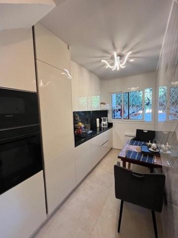 Duplex pieds dans l'eau à Anthéor