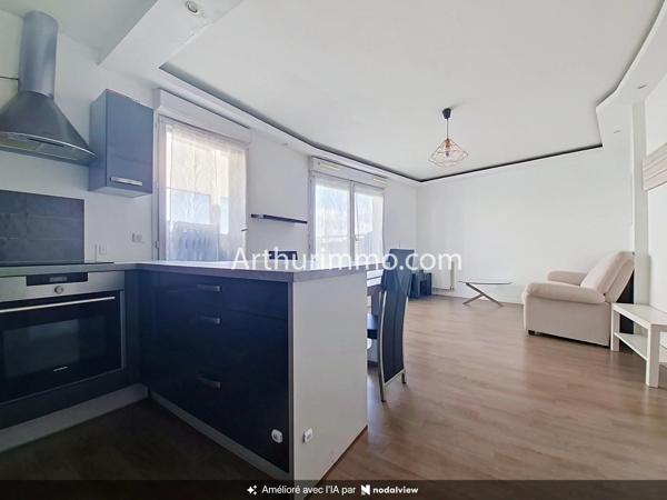 Vente                                                      Appartement
                        
                     3 pièces                      59 m2                     à Limeil-Brévannes