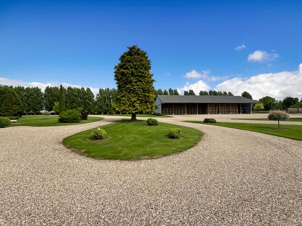 CORPS DE FERME secteur LYONS LA FORET
