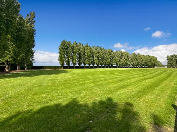 CORPS DE FERME secteur LYONS LA FORET