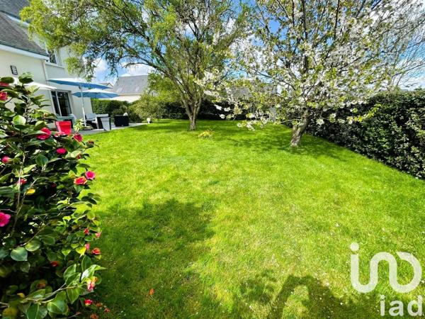 Maison 8 pièces de 253 m² à Longuenée-en-Anjou (49770)