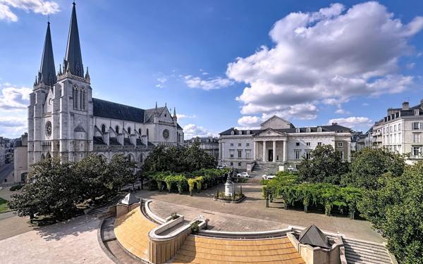 Appartement à vendre    2 pièces • 48,49 m2 Pau