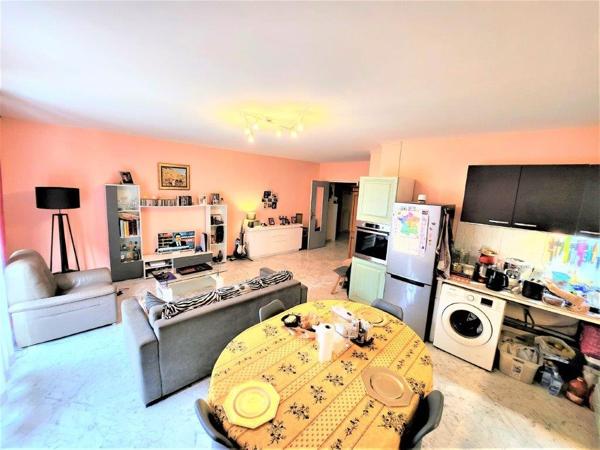 Appartement à MENTON (06500)