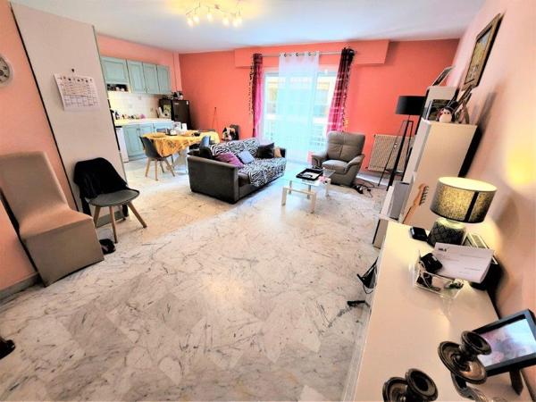 Appartement à MENTON (06500)