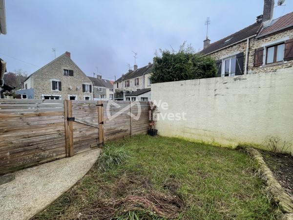 Maison de village  - Garage - jardin, située à Pommeuse !!